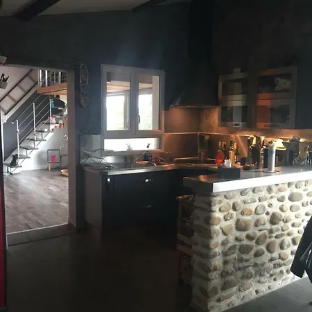 Maison Atypique T4 70m² Pres De Greoux Le Bains 度假居